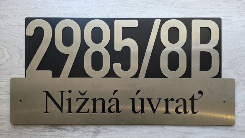 Referenzen Hausnummern – Hausnummer HN10 18