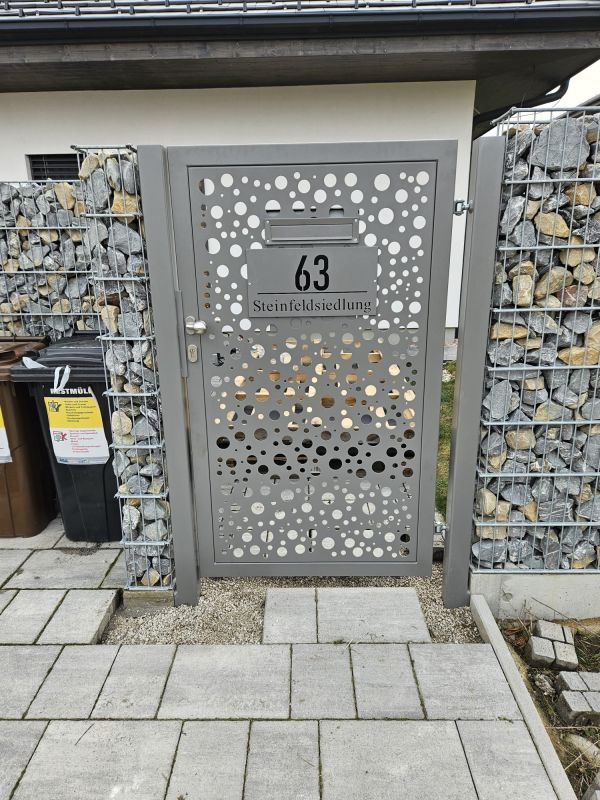 Referenzen aus Designblech – Designblech Muster K012 1